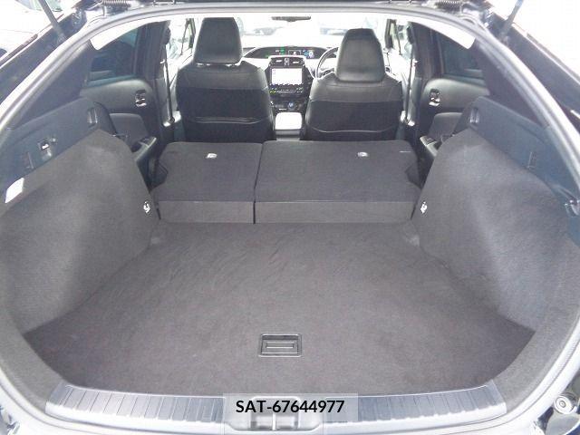 Toyota PRIUS 2020-03 351197-8