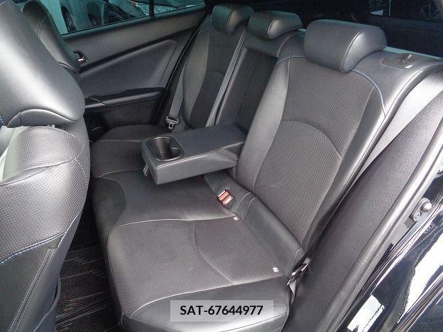 Toyota PRIUS 2020-03 351197-6