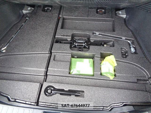 Toyota PRIUS 2020-03 351197-25