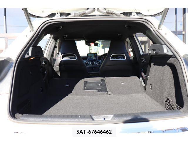Mercedes Benz GLA-CLASS 2016-02 208428-16