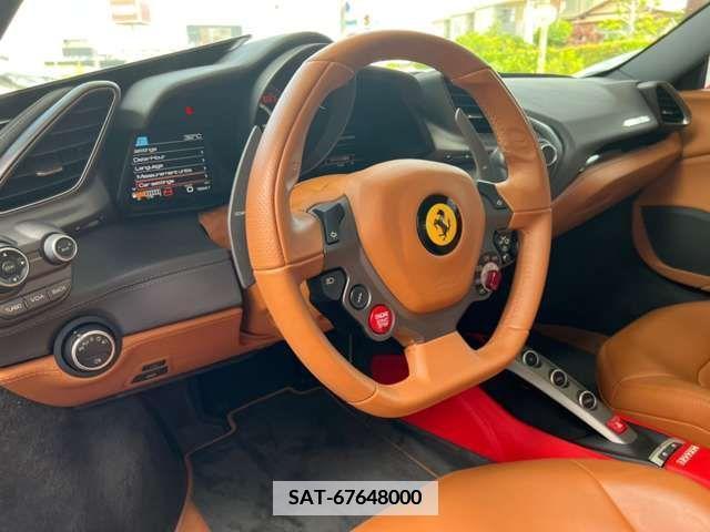 Ferrari 488 GTB 2017-06 386980-8