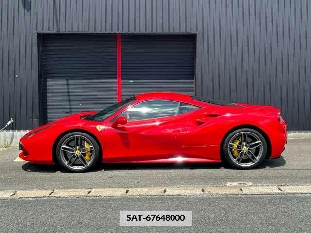 Ferrari 488 GTB 2017-06 386980-4