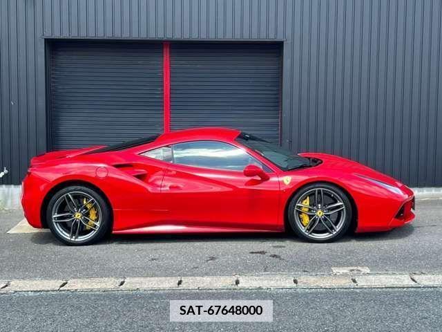 Ferrari 488 GTB 2017-06 386980-3