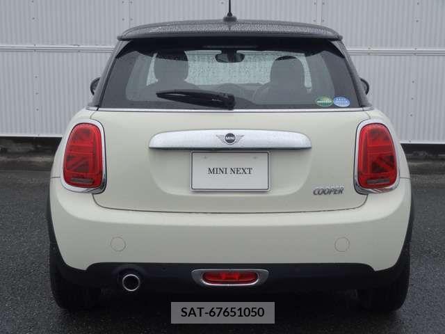 Bmw MINI 2019-03 319828-2
