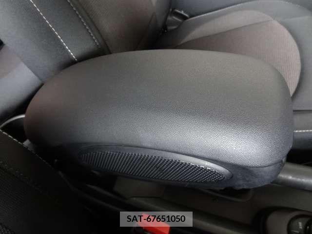 Bmw MINI 2019-03 319828-19