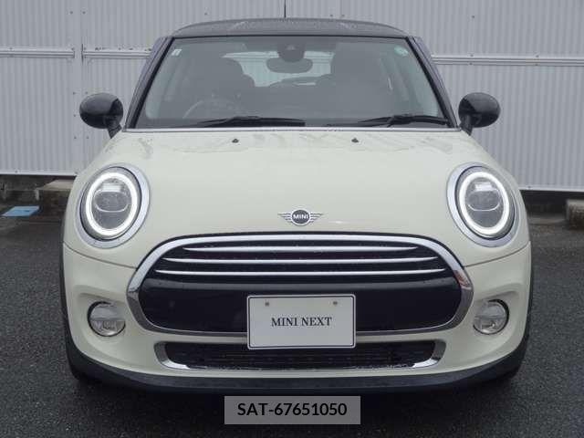 Bmw MINI 2019-03 319828-1