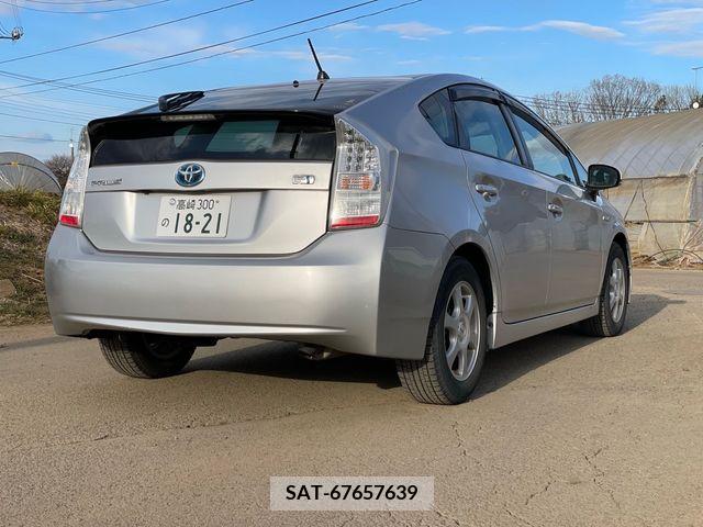 Toyota PRIUS 2009-07 211239-3
