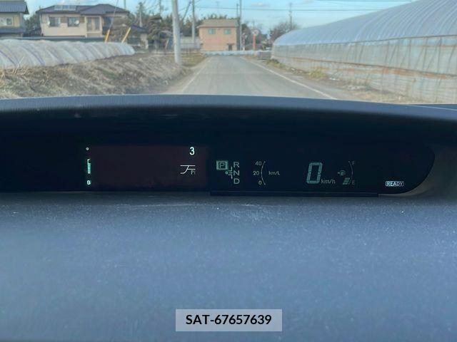 Toyota PRIUS 2009-07 211239-8