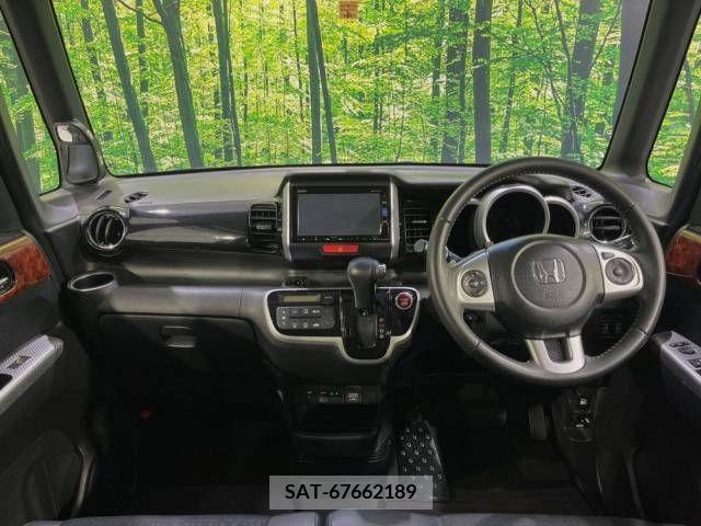 Honda N BOX CUSTOM 2016-04 364979-1