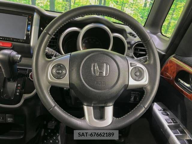 Honda N BOX CUSTOM 2016-04 364979-11
