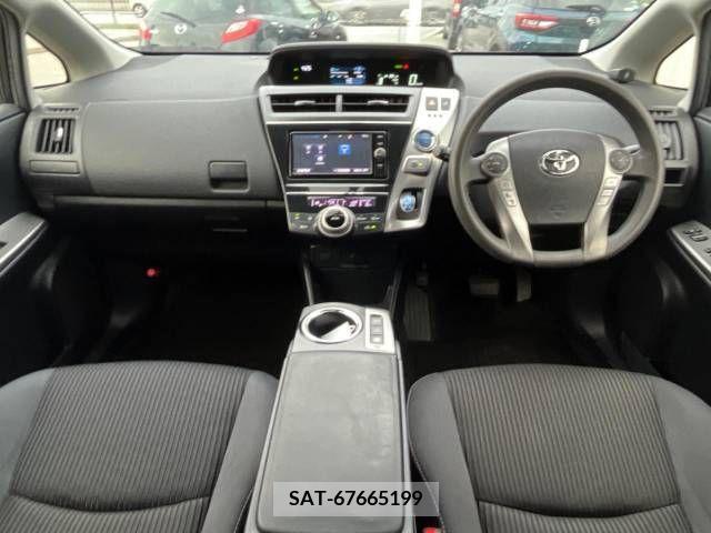 Toyota PRIUS ALPHA 2017-03 250731-1