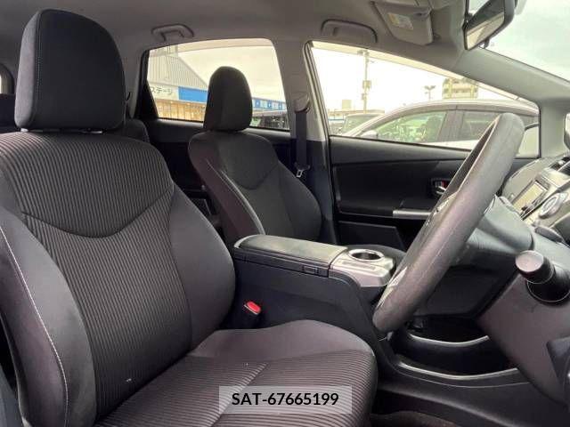 Toyota PRIUS ALPHA 2017-03 250731-8