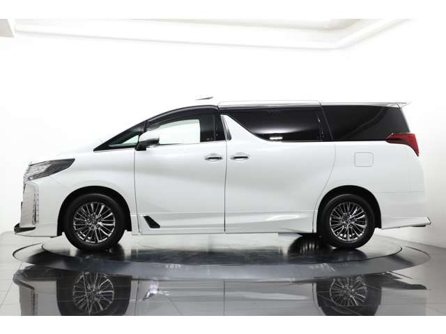Toyota ALPHARD 2018-10 12153-1