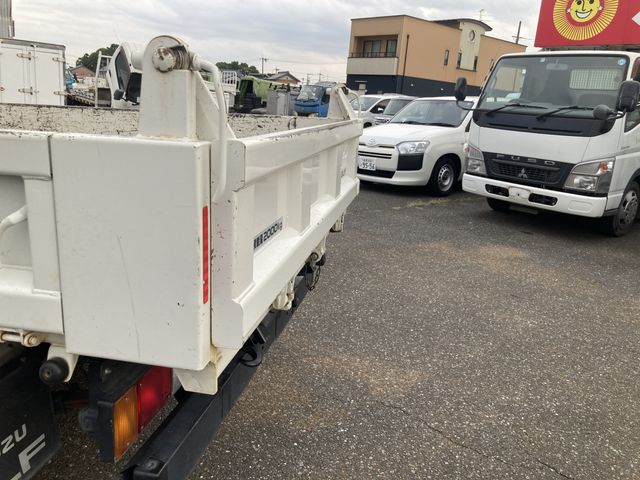 Isuzu ELF TRUCK 2020-08 17841-13
