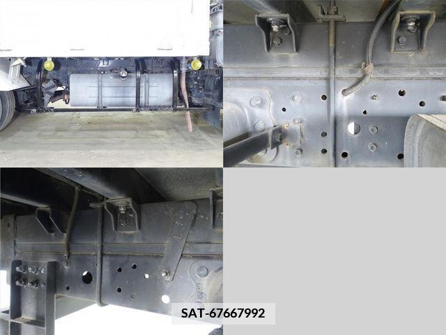 Hino DUTRO 2013-09 374780-13