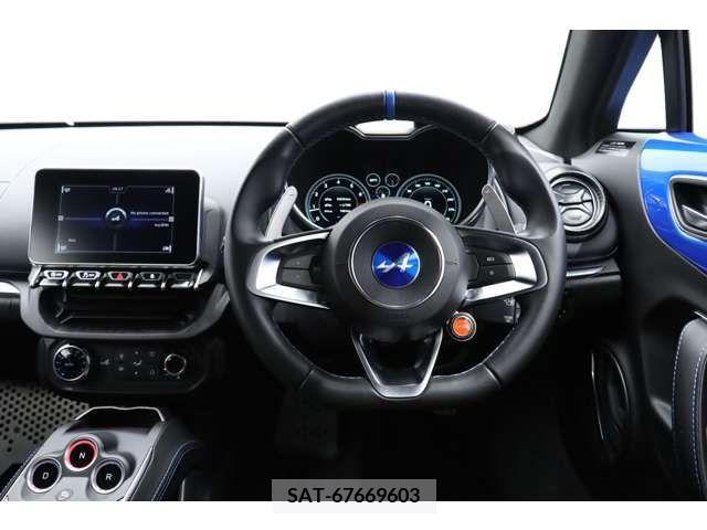Renault ALPINE 2019-06 317133-10