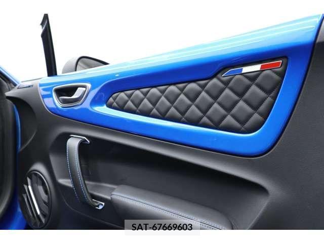 Renault ALPINE 2019-06 317133-3