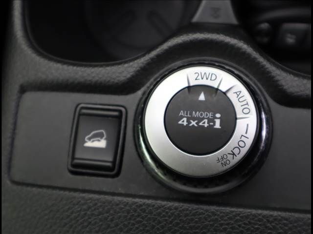Nissan X-TRAIL 2019-07 28674-15