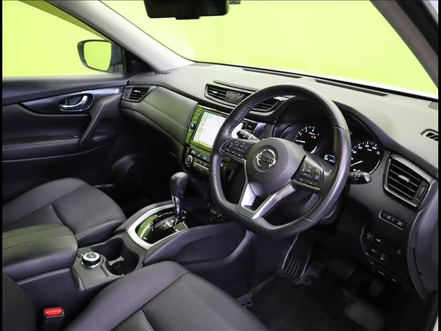 Nissan X-TRAIL 2019-07 28674-20