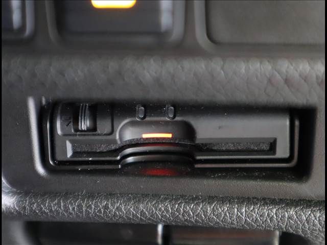 Nissan X-TRAIL 2019-07 28674-6