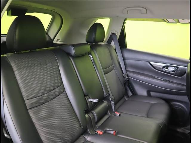 Nissan X-TRAIL 2019-07 28674-26