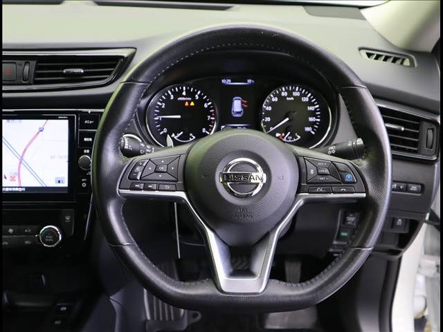 Nissan X-TRAIL 2019-07 28674-8