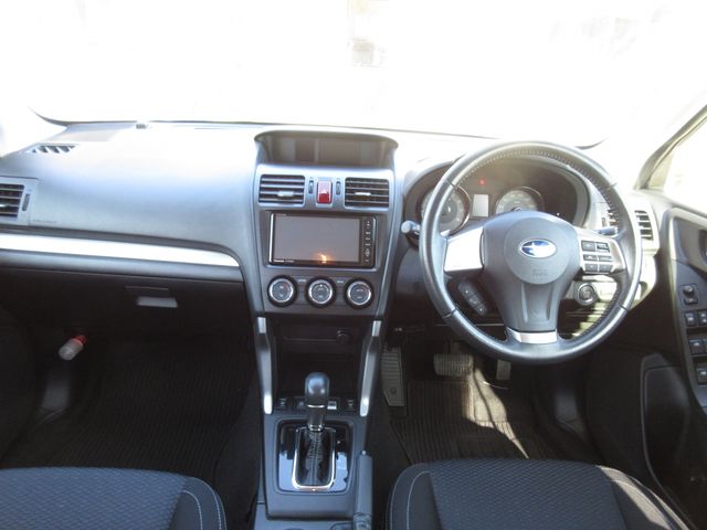 Subaru FORESTER 2012-11 193826-13