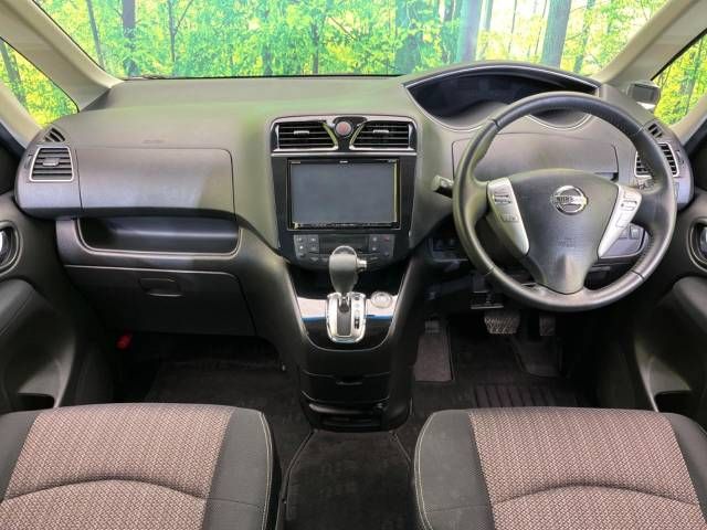Nissan SERENA 2016-02 195375-1