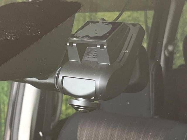 Nissan SERENA 2016-02 195375-6