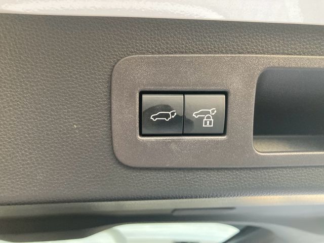 Toyota LAND CRUISER 2021-09 195498-24