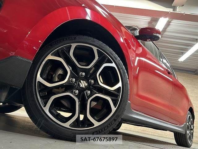 Suzuki SWIFT 2018-06 215300-10