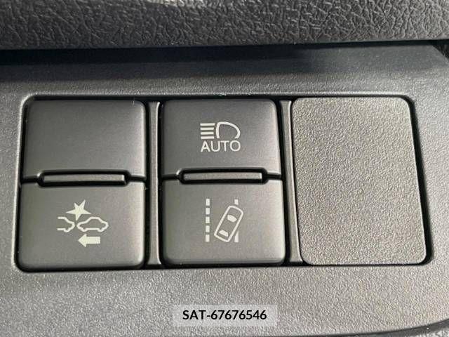 Toyota SIENTA 2018-01 222874-5