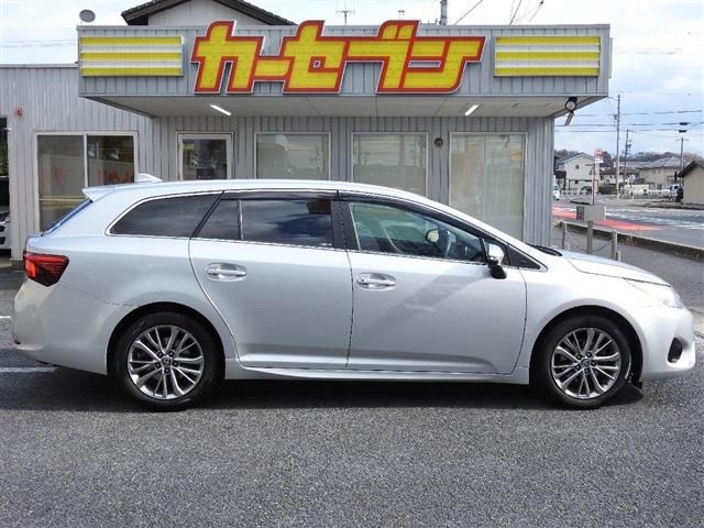 Toyota AVENSIS 2017-07 184482-3