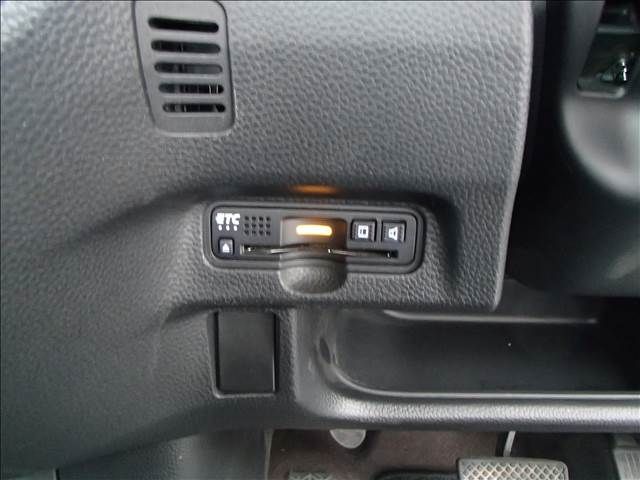 Honda N BOX CUSTOM 2018-10 184563-13