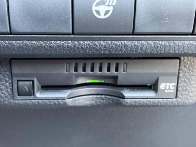 Toyota COROLLA TOURING 2021-11 17793-5
