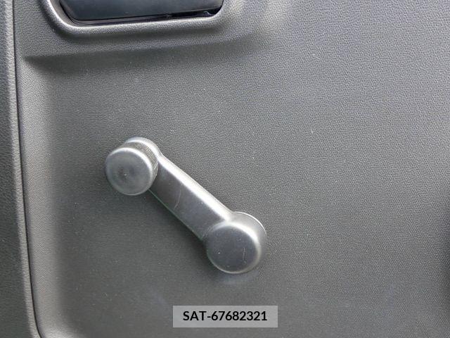 Suzuki ALTO 2016-05 389149-4