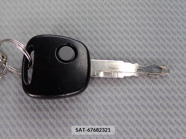 Suzuki ALTO 2016-05 389149-16