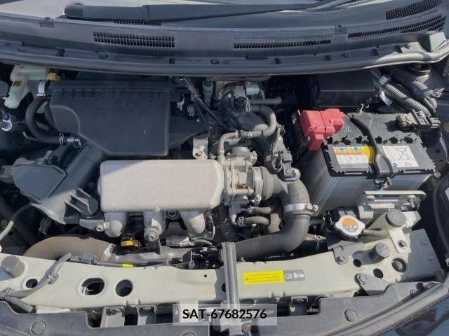 Nissan NOTE 2013-08 302323-18