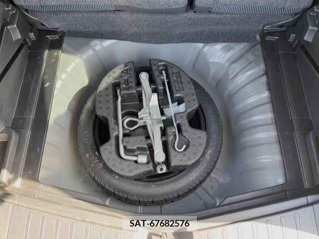 Nissan NOTE 2013-08 302323-8