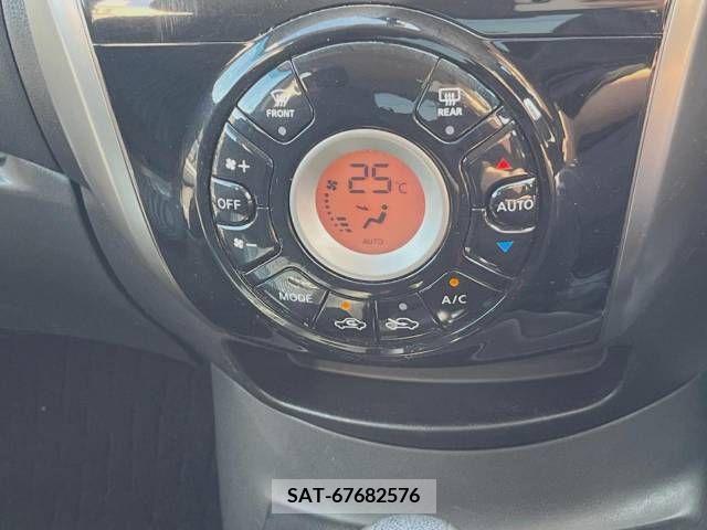 Nissan NOTE 2013-08 302323-5