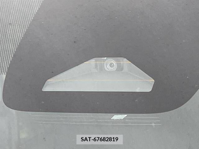 Toyota VOXY 2023-10 289072-4