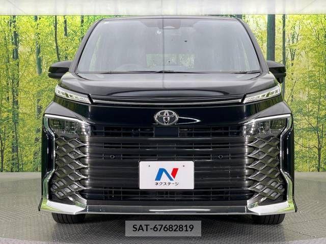 Toyota VOXY 2023-10 289072-14
