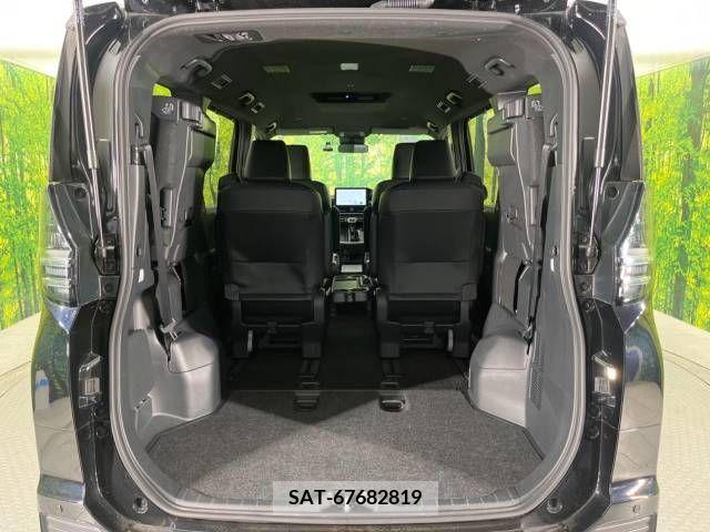 Toyota VOXY 2023-10 289072-11