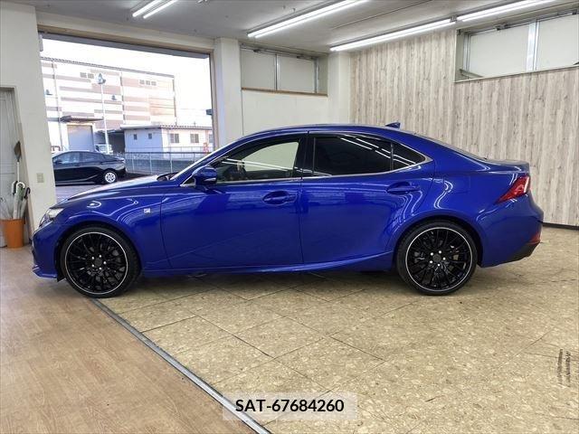 Lexus IS 2014-09 304445-7