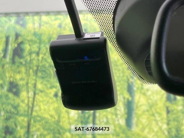 Nissan NOTE 2016-08 257114-6