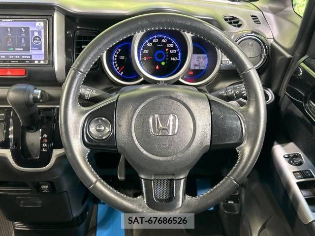 Honda N BOX CUSTOM 2013-08 364927-11