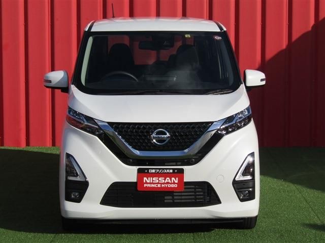 Nissan DAYZ 2022-03 182487-18