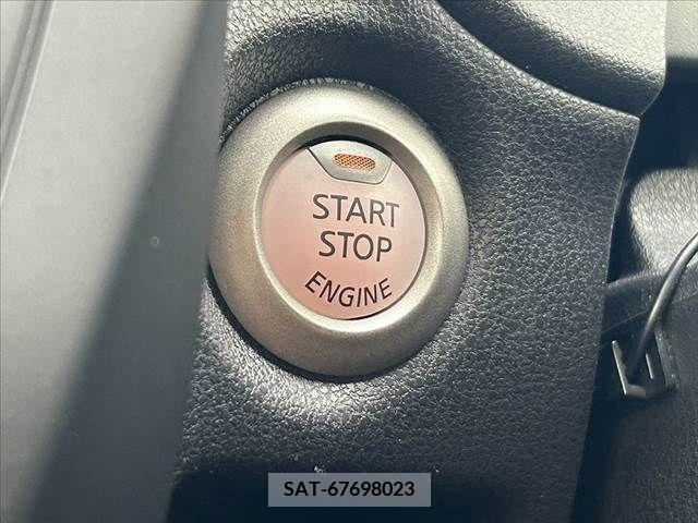 Nissan NOTE 2019-04 302439-5