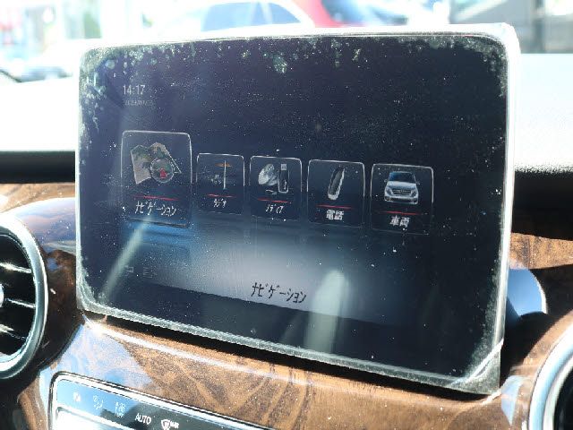 Mercedes Benz V-CLASS 2016-08 22411-9
