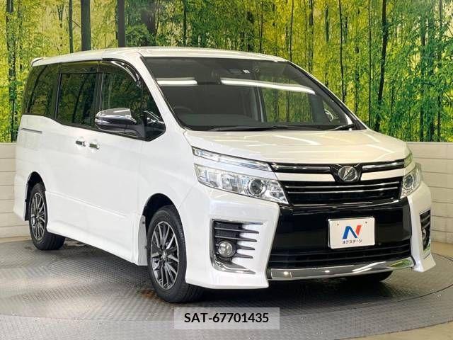 Toyota VOXY 2016-01 237055-16